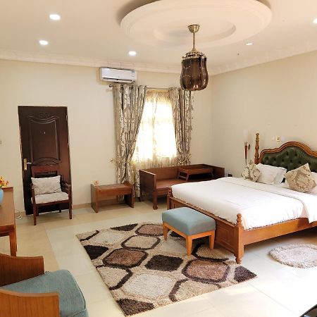 Afri-Royal Hotel อักกรา ภายนอก รูปภาพ