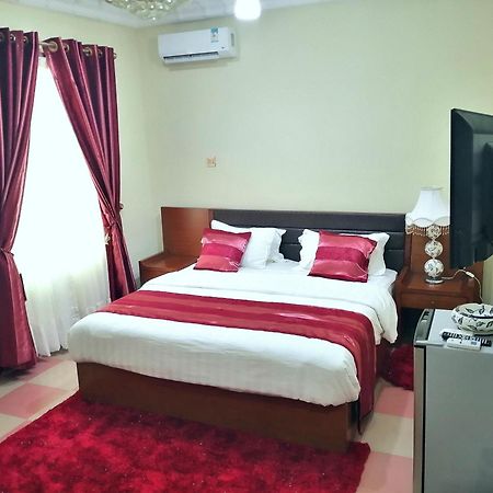 Afri-Royal Hotel อักกรา ภายนอก รูปภาพ