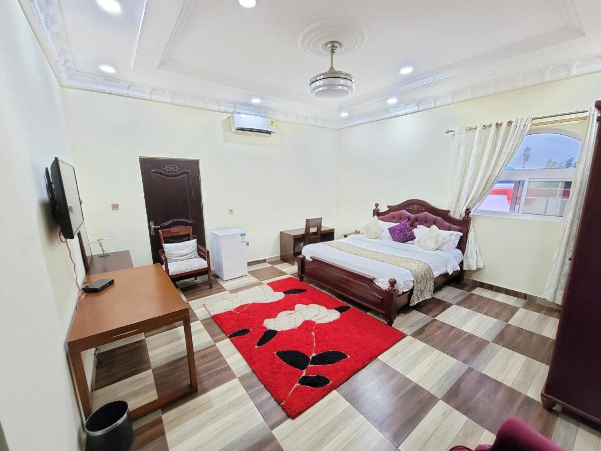 Afri-Royal Hotel อักกรา ภายนอก รูปภาพ